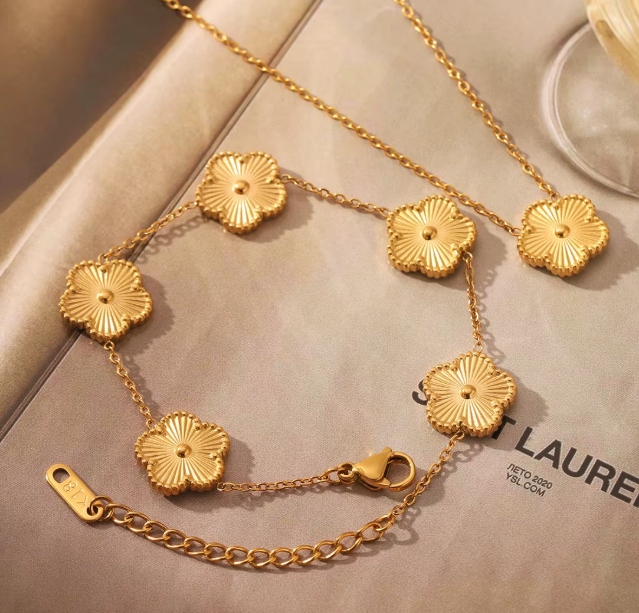 Blommig Halsband i Rostfritt Stål