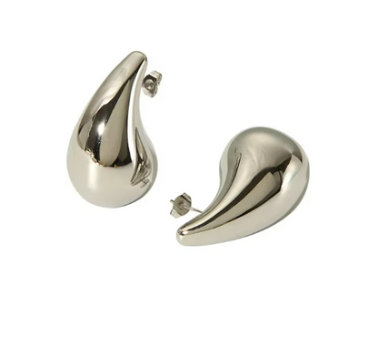 VIVÉLLE Droppformade Örhängen - 3 olika storlekar i guld och silver