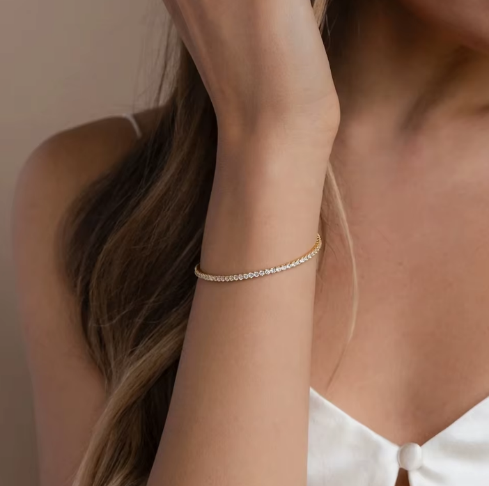 Armband i rostfritt stål med 18k Guldplätering eller Silverplätering med justerbar kedja  – väl mellan 12 Månads stenar