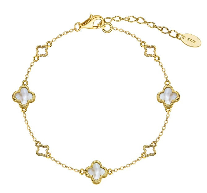 Four Leaf Clover Shell Pearl Bracelet – 14K Gold Plated 925 Silver i flera olika design